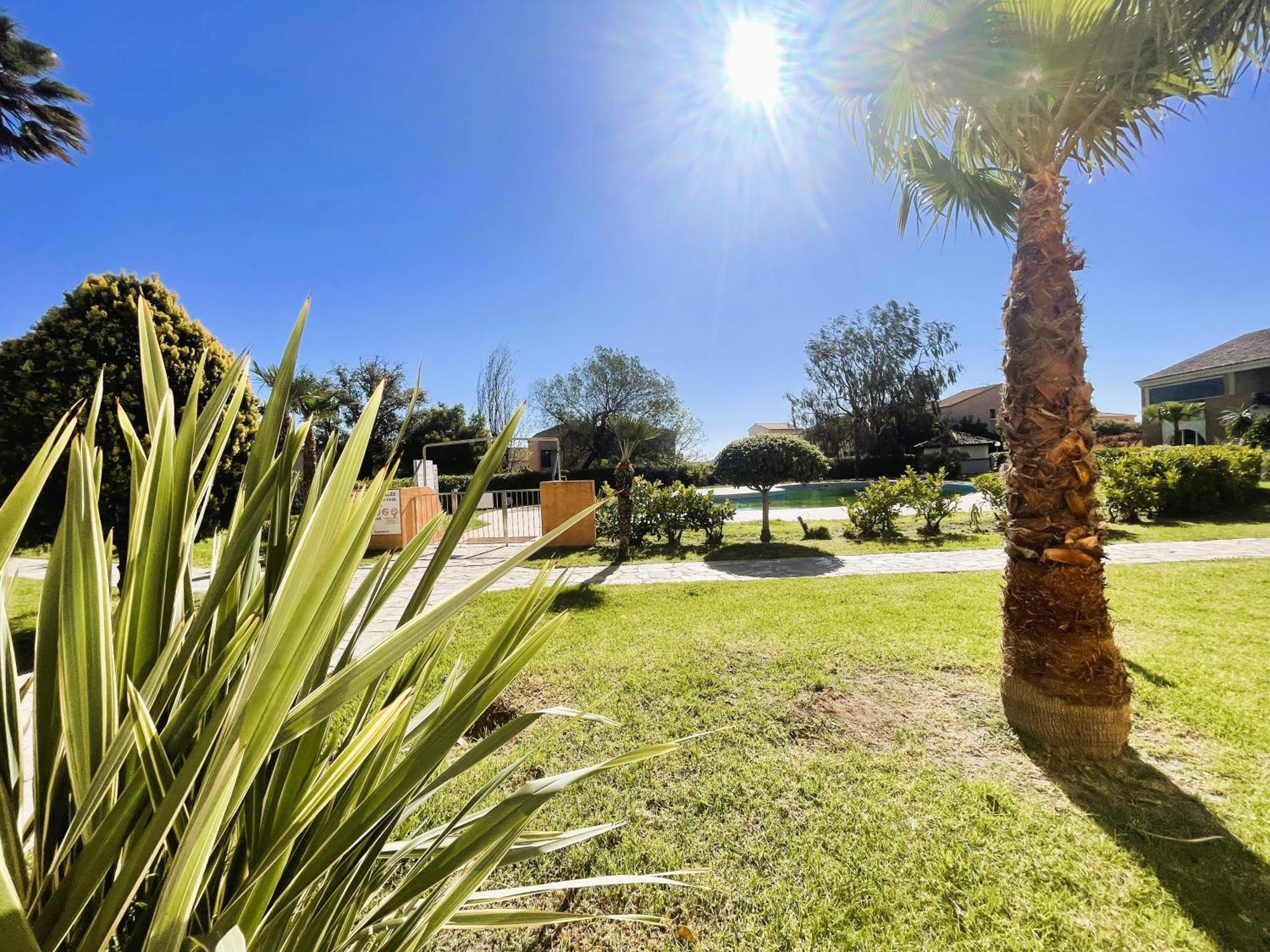 Residence Marine De Bravone Acces Plage, Piscine Linguizzetta Exteriör bild